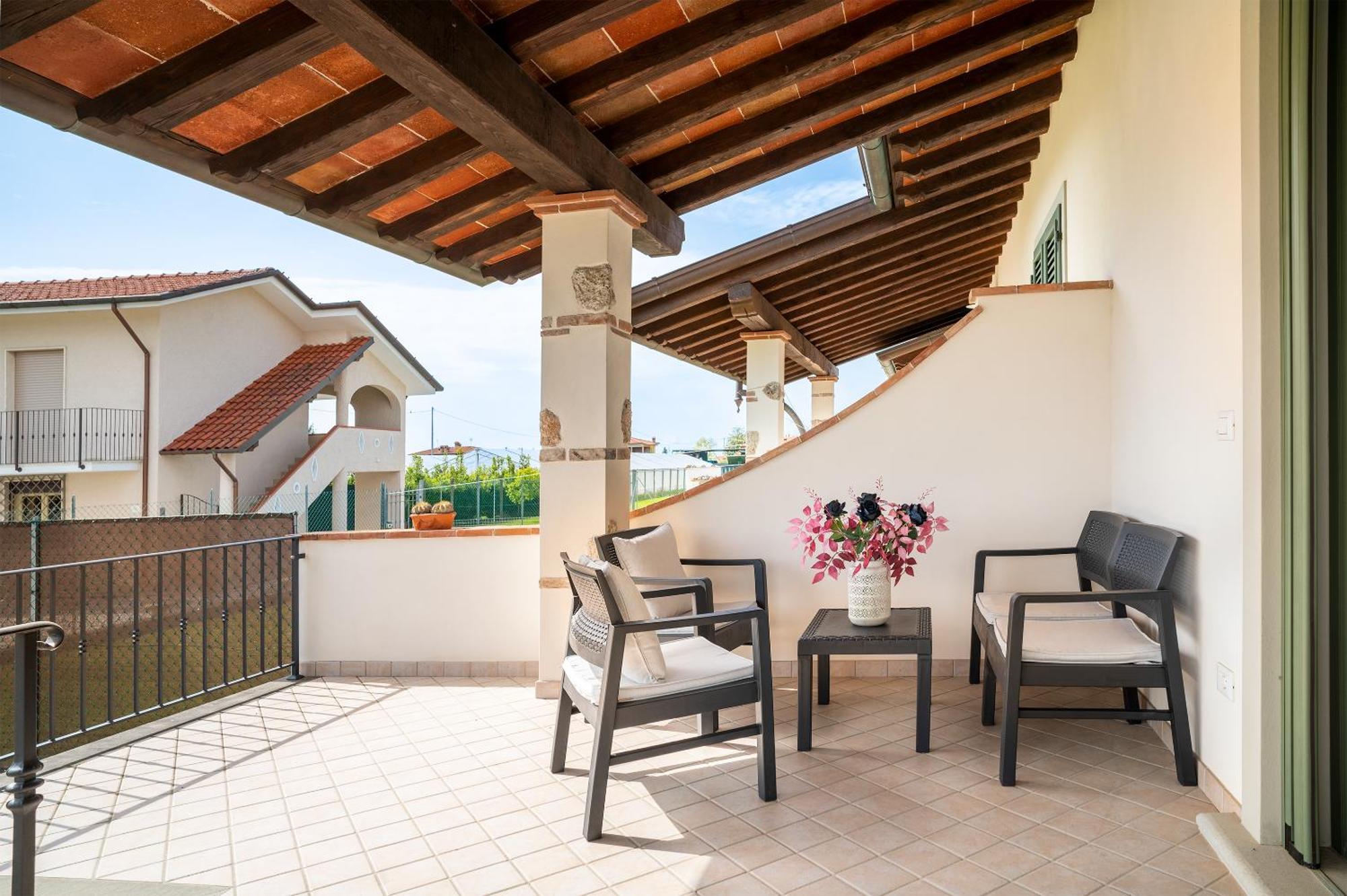 Casa Vacanze Dalla Ci Capezzano Pianore ภายนอก รูปภาพ